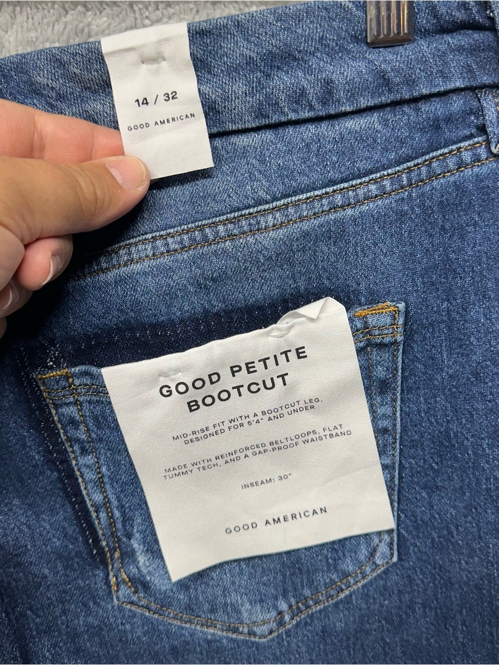 NWT Good American Good Petite Bootcut Jeans Size 14/32 Mid Rise Indigo Wash - Picture 9 of 12